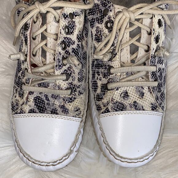 Italian Leather Leopard Lace Up Sneakers 39 - Picture 4 of 13